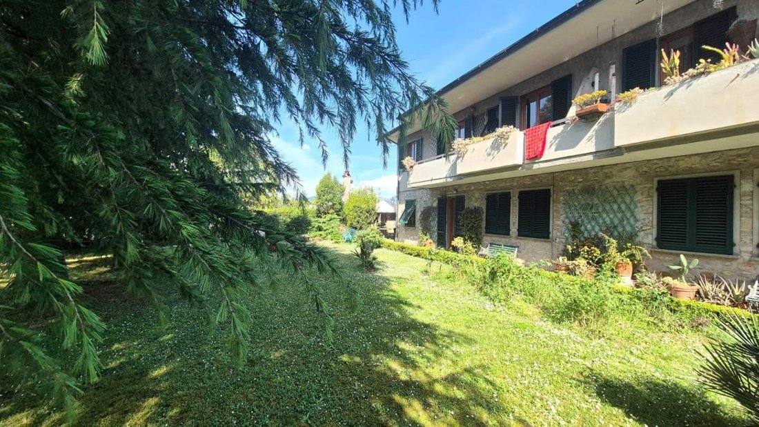 Villa in Capannori, Tuscany, Italy 2 - 17781079