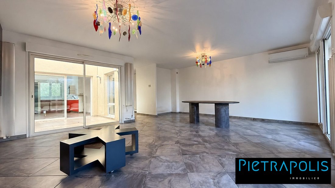 House in Zola - Pressence, Villeurbanne, France 2 - 17783681