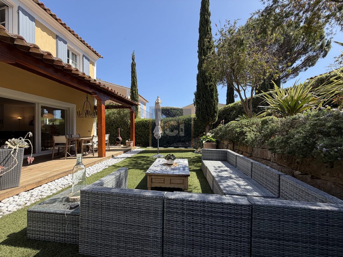 Villa in Ville-Les Saquedes-Le Bouillonnet, Sainte-Maxime, France 2 - 17783588