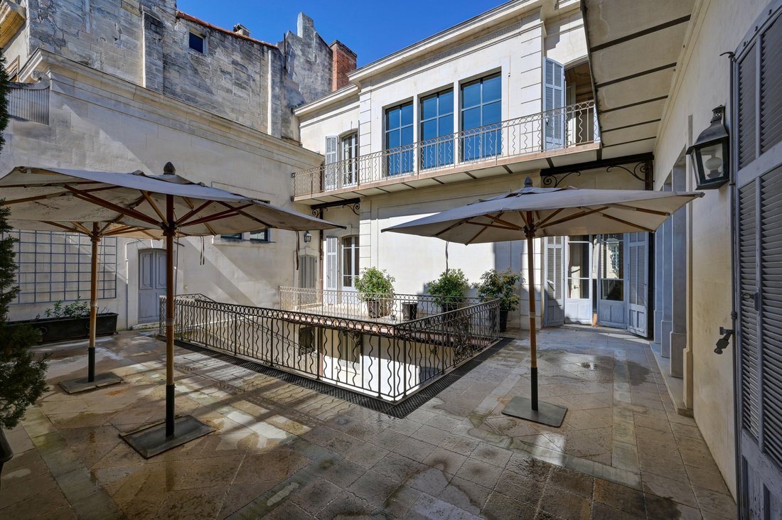 House in Avignon, Provence-Alpes-Côte d'Azur, France 3 - 17782431