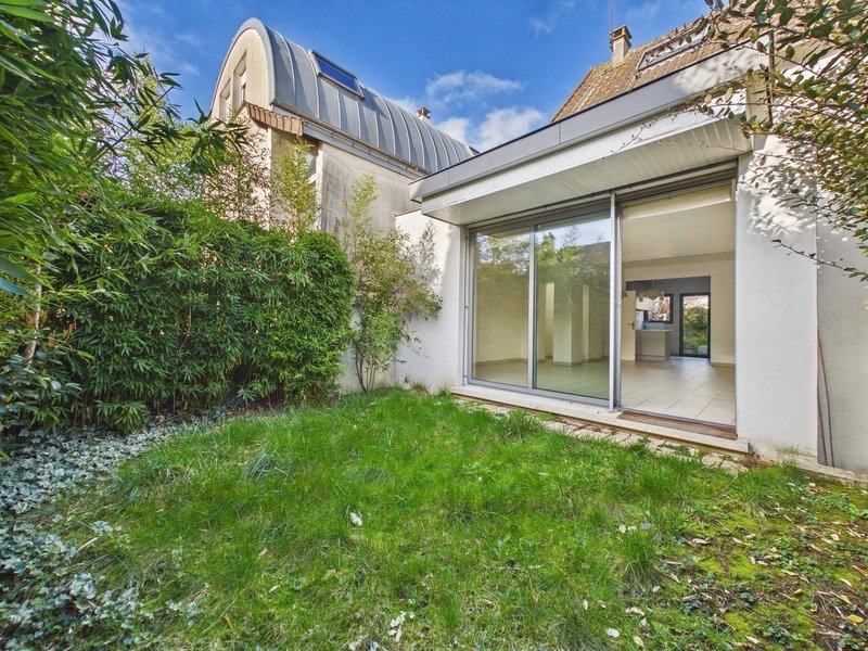House in Les Petits Bois, Chaville, France 5 - 17779964