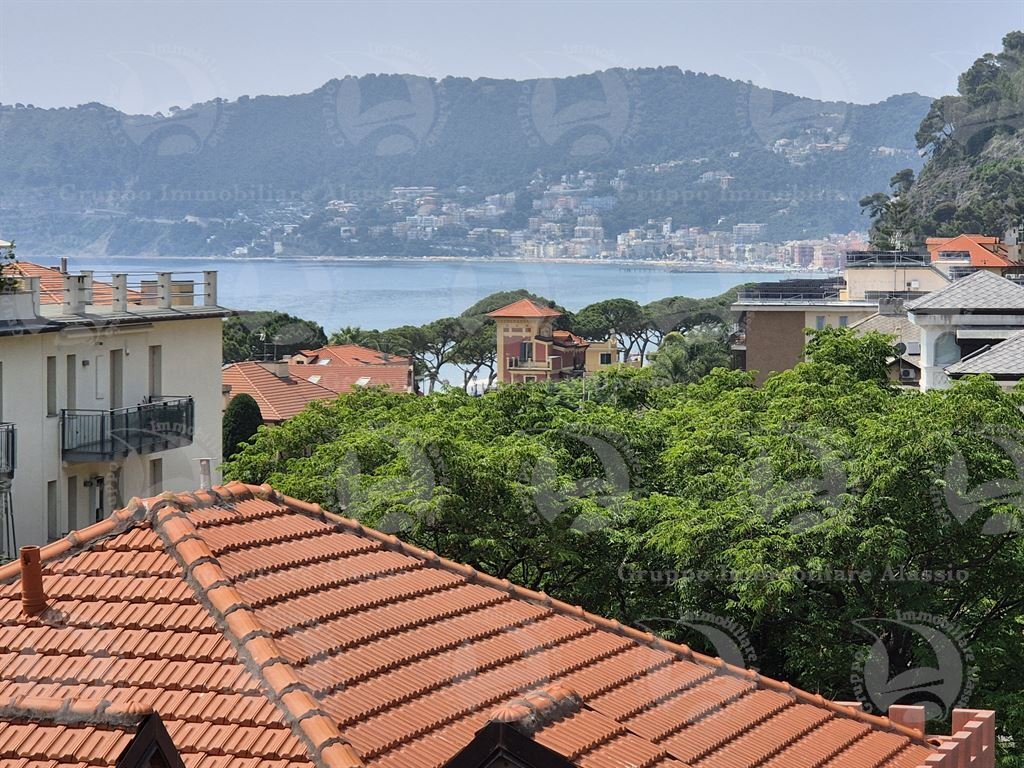 Penthouse in Ponente Area, Alassio, Italy 3 - 17780965