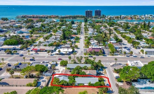 St. Pete Beach, Florida, United States 1