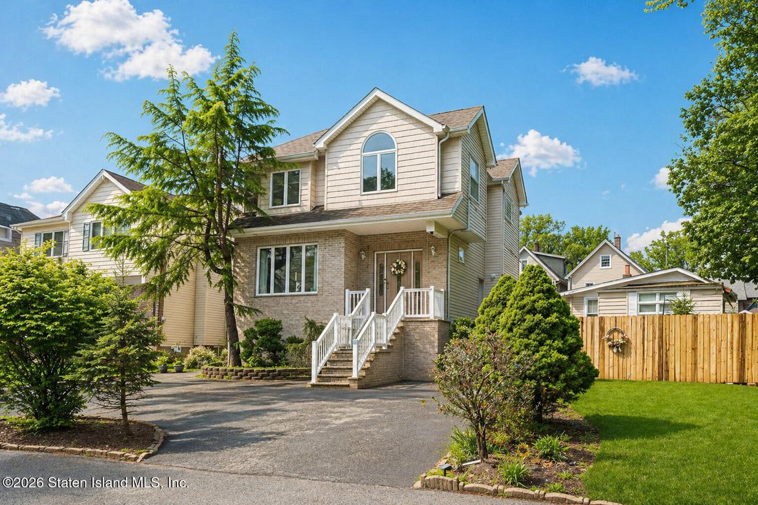 House in New York, New York, United States 1 - 17058418