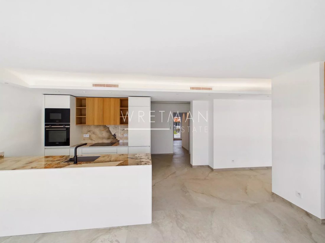 Apartment in Mont Boron, Nice, Provence-Alpes-Côte d'Azur 5 - 17780015