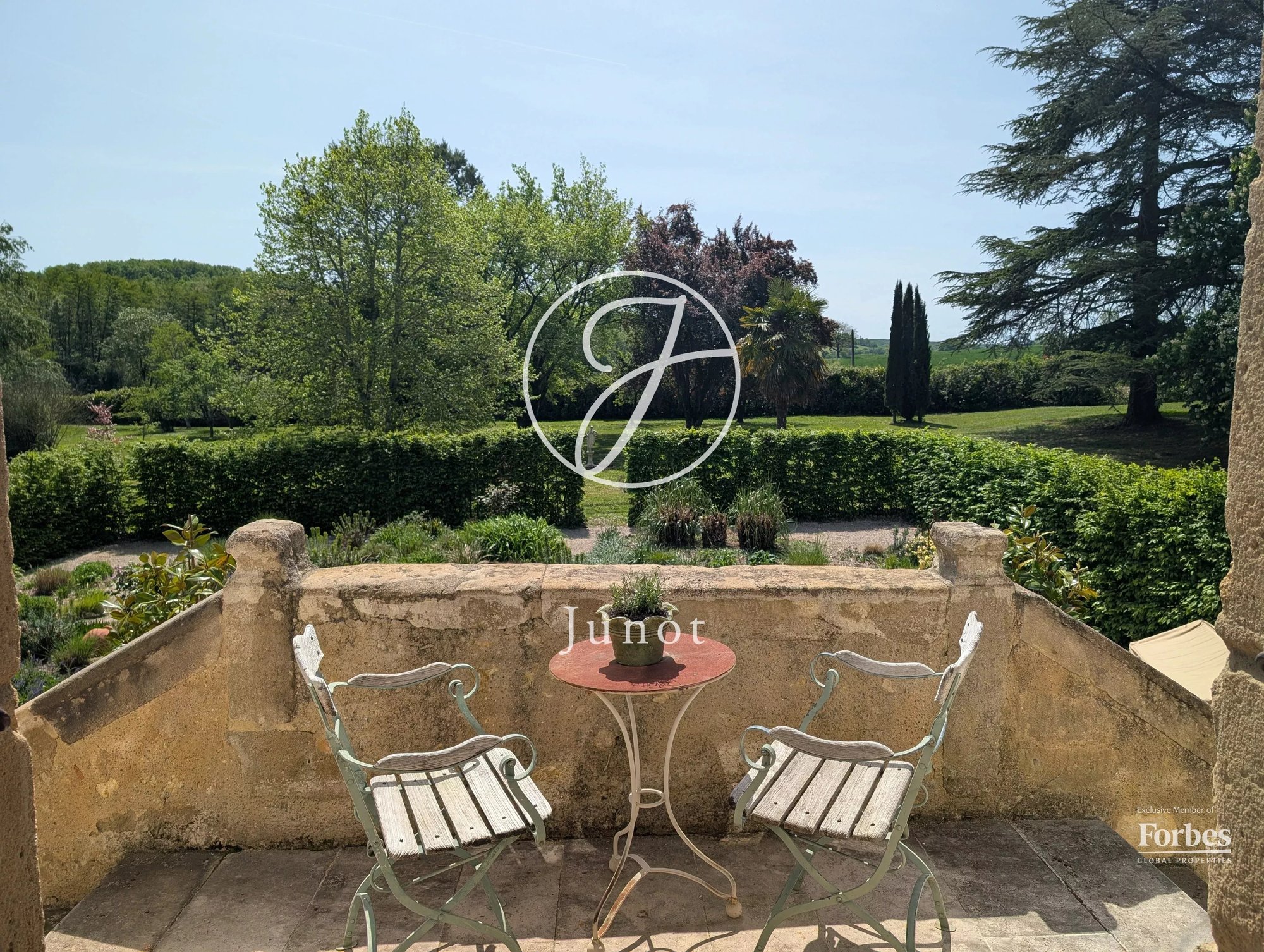 Château Vic Fezensac 503.14 Sqm 9 Rooms