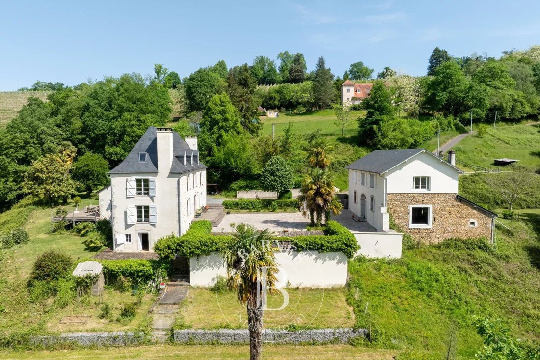 Estate in Pau, Nouvelle-Aquitaine, France 2 - 17780165