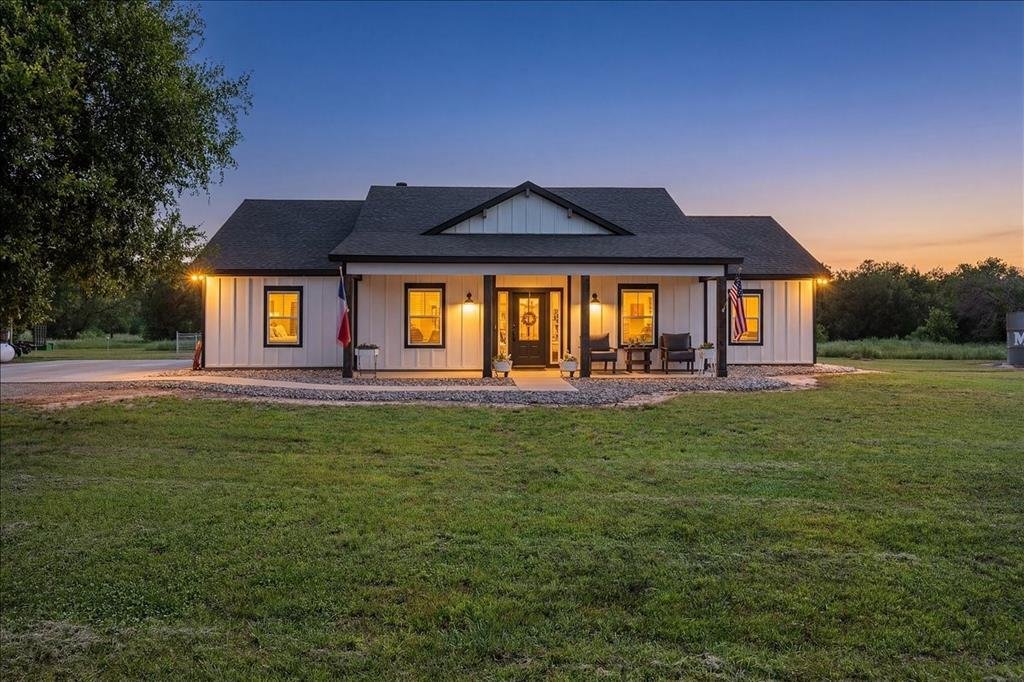 House in Graford, Texas, United States 5 - 17782038