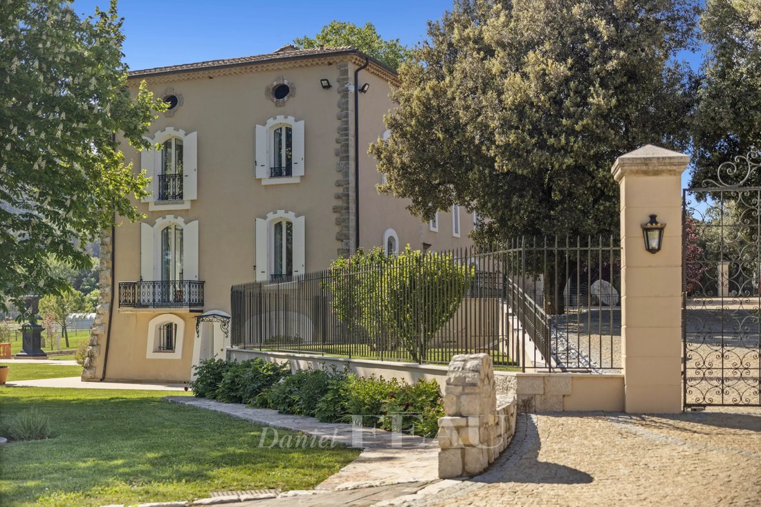 House in Fox-Amphoux, Provence-Alpes-Côte d'Azur, France 2 - 17779907