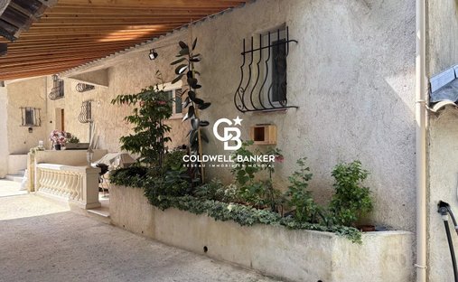 House in Val Fleuri-Montaleigne, Cagnes-sur-Mer, France 1