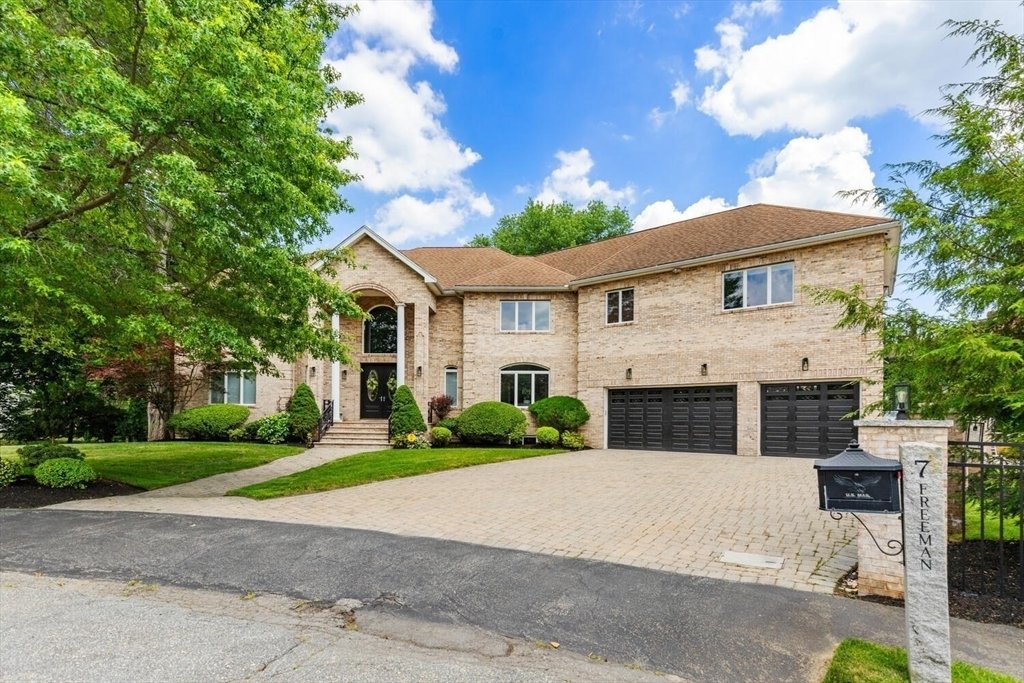 House in Lynnfield, Massachusetts, United States 2 - 17779682