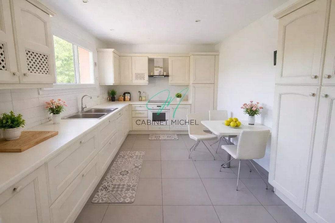 House in Sud, Roquefort-les-Pins, France 3 - 17779828