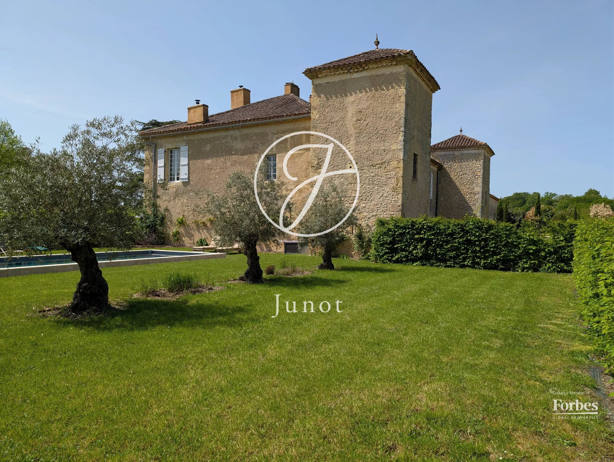 Château Vic Fezensac 503.14 Sqm 9 Rooms