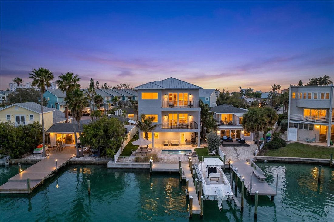 House in Treasure Island, Florida, United States 1 - 17781078