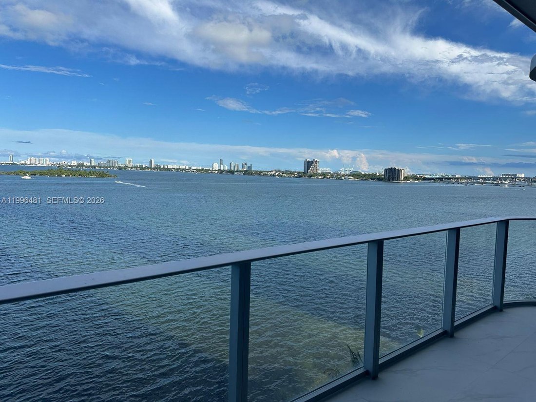 Condo in Miami, Florida, United States 4 - 17781399