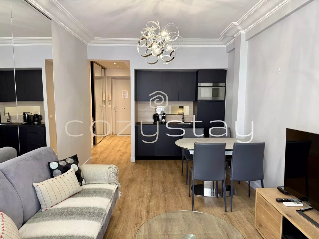 Apartment in Cannes, Provence-Alpes-Côte d'Azur, France 1 - 17727355