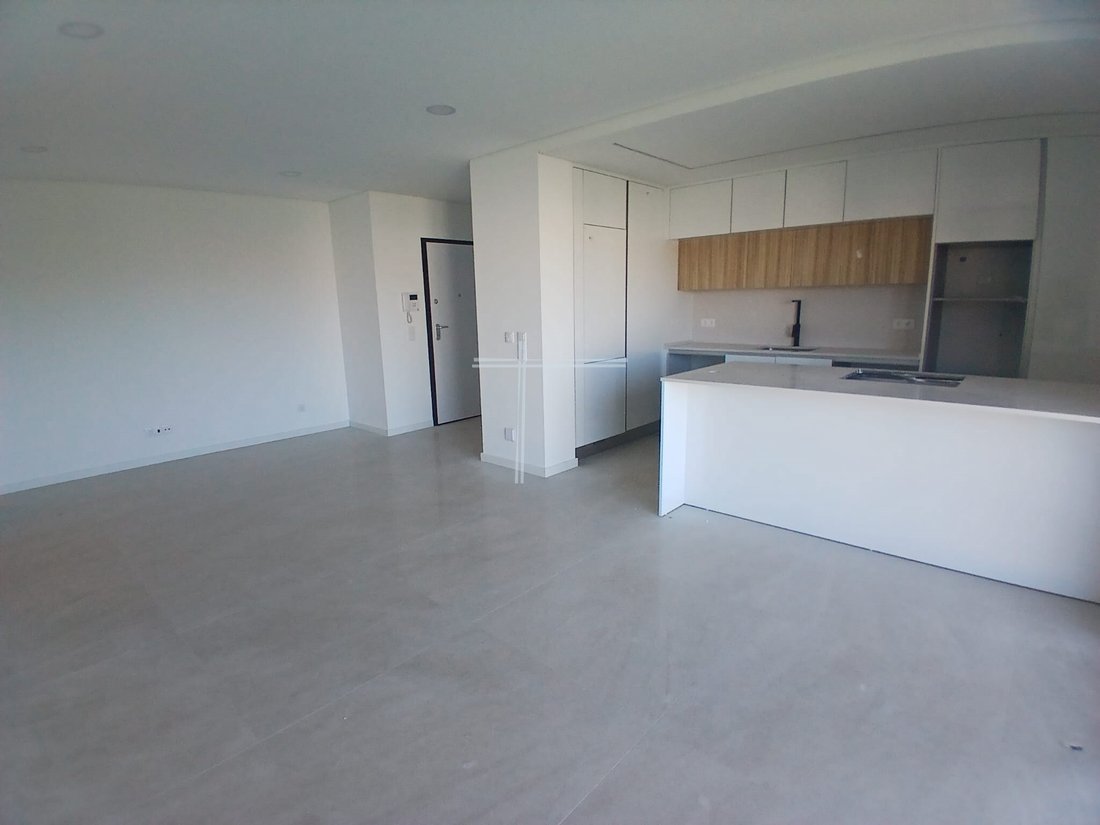 Apartment in Charneca de Caparica e Sobreda, Setubal, Portugal 2 - 17494860