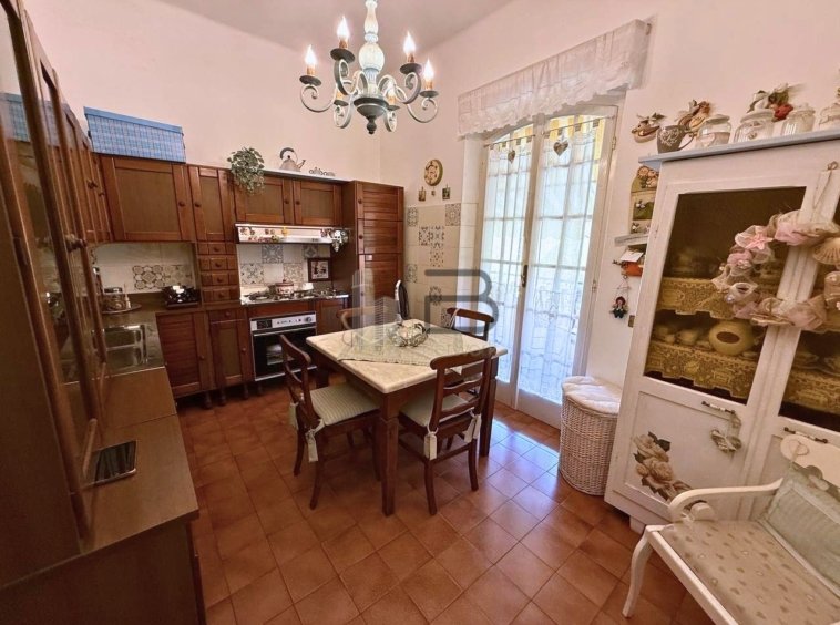 House in Fontia-Fossola-Fossone, Marina di Carrara, Tuscany 3 - 17780989