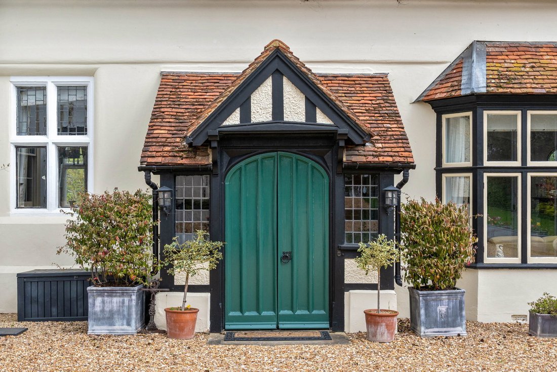 House in Buntingford, England 5 - 17779638
