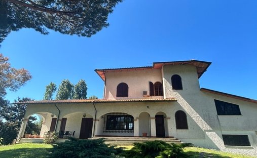 Casa a Pietrasanta, Toscana, Italia 1