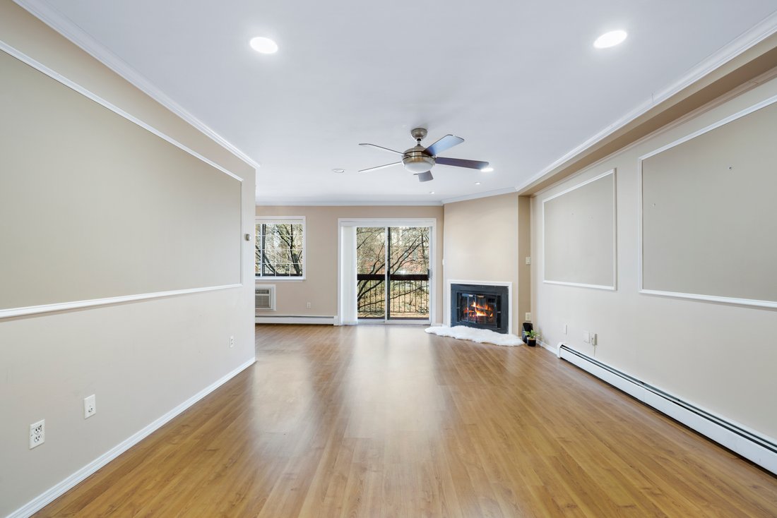 Townhouse in White Plains, New York, United States 3 - 17779533