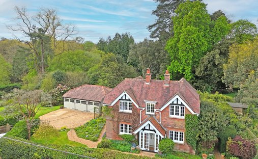 House in Lyndhurst, England 1