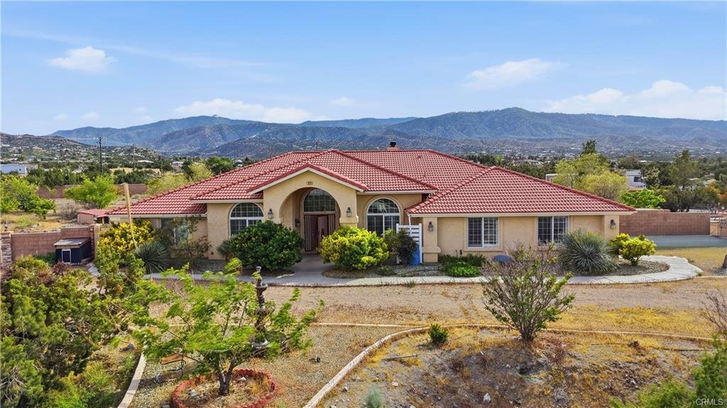 House in Pinon Hills, California, United States 1 - 17780253