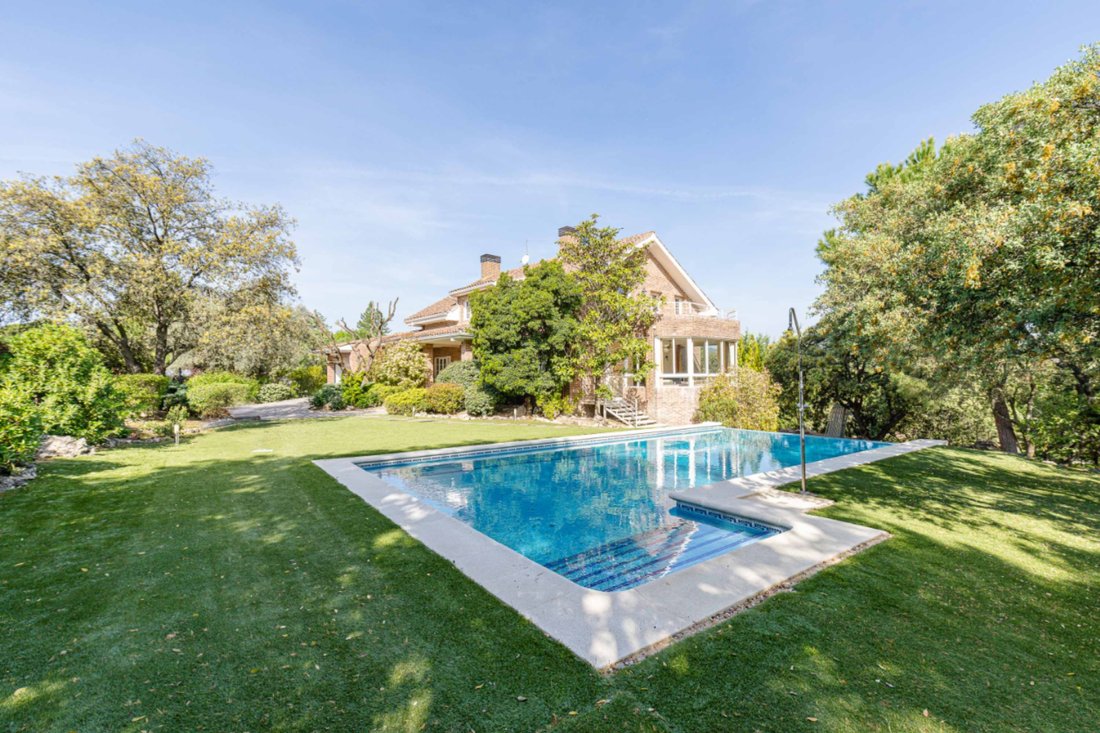 House in Las Rozas de Madrid, Comunidad de Madrid, Spain 1 - 17782509