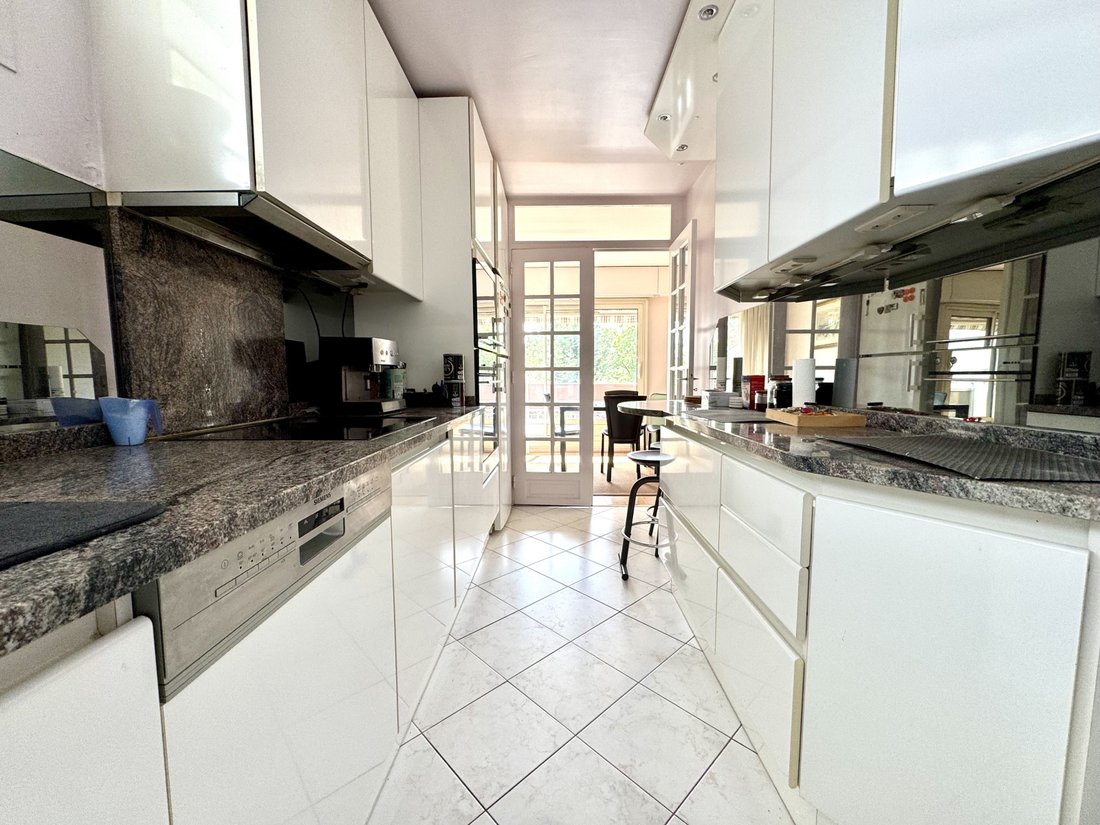 Apartment in Ledru Rollin, Le Perreux-sur-Marne, France 5 - 17782343