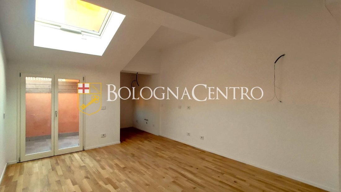 Apartment in Historic Center, Bologna, Italy 3 - 16652025