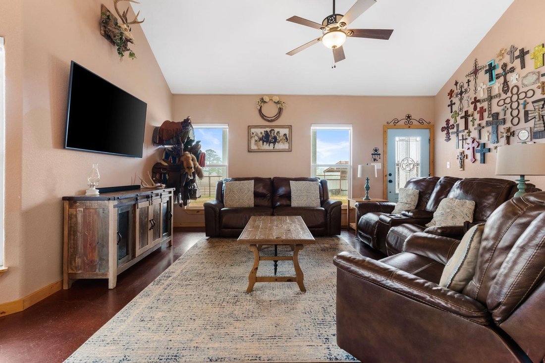 House in Bastrop, Texas, United States 5 - 17781258