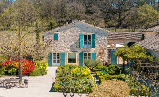 Casa de Campo en Gordes, Provenza-Alpes-Costa Azul, Francia 1
