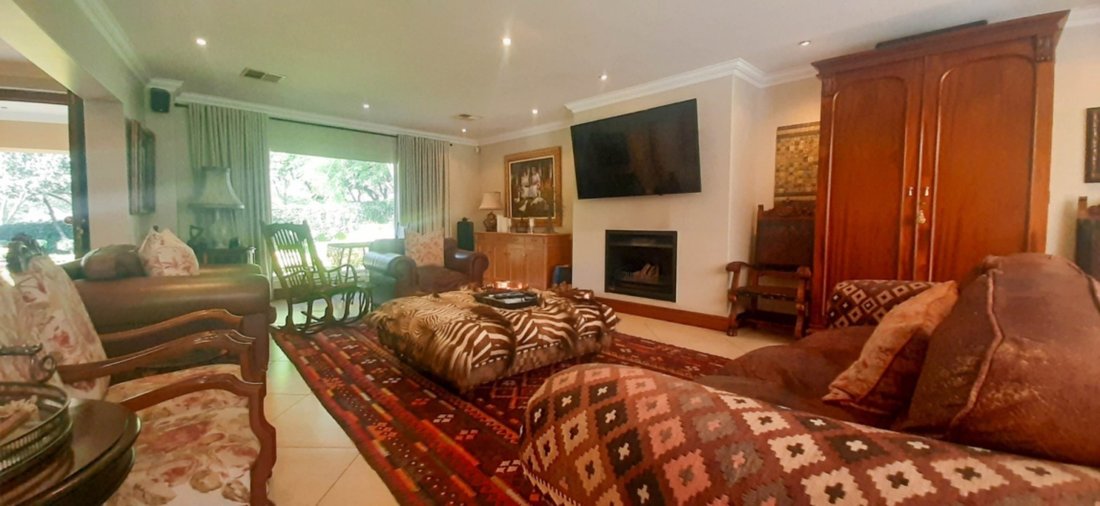 House in Rustenburg, North West, South Africa 5 - 16868624
