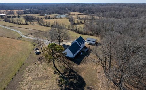 House in Moscow, Tennessee, United States 1