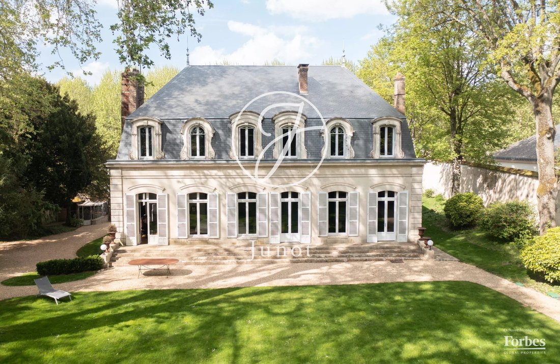 Estate in Briand Leclerc, Sens, France 2 - 17778588