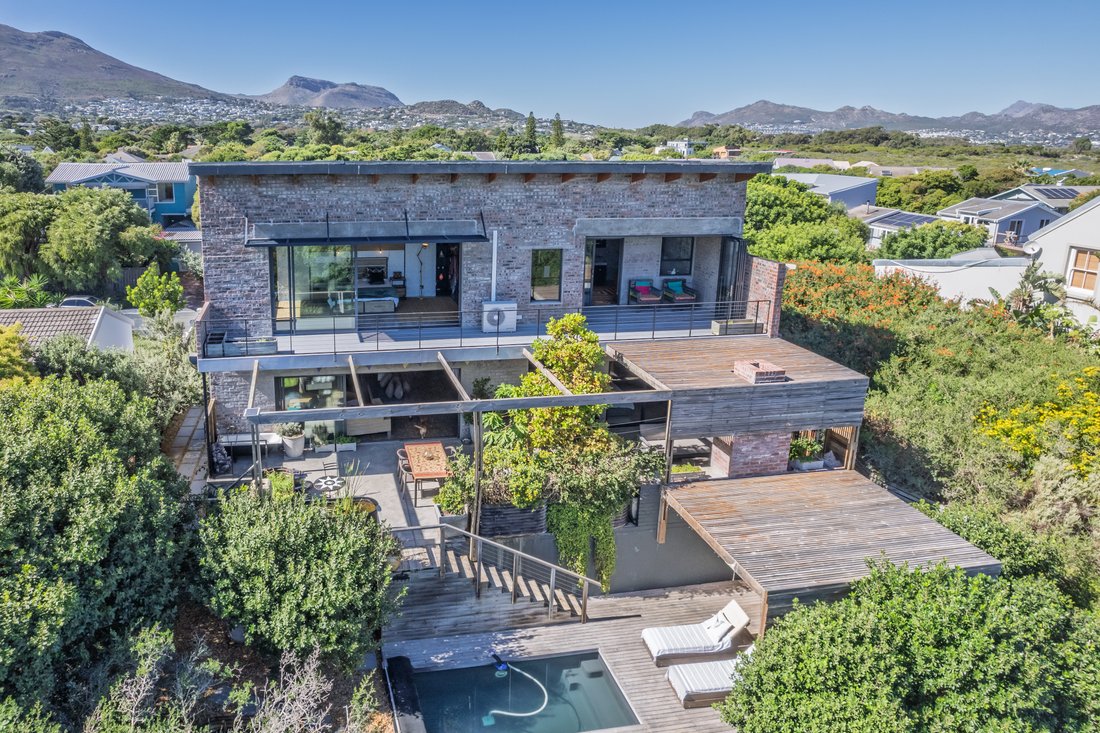 House in Noordhoek, Cape Town, South Africa 1 - 17780384