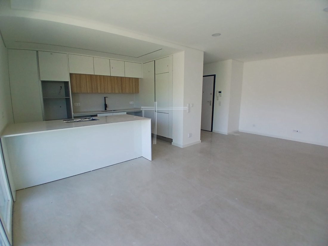 Apartment in Charneca de Caparica e Sobreda, Setubal, Portugal 3 - 17494864