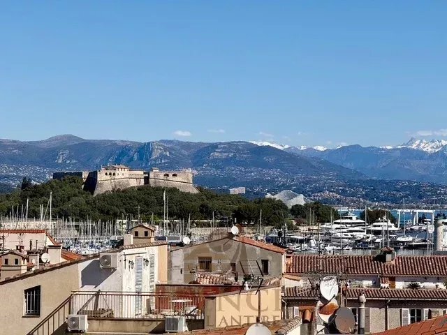 Apartment in Vieille Ville, Antibes, France 1 - 17779017