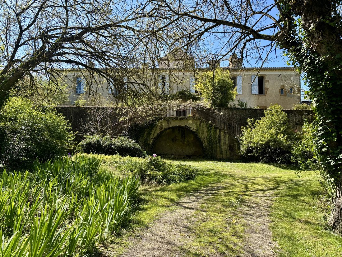 House in Mirande, Occitania, France 3 - 17781043