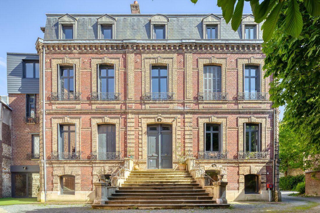 Apartment in Vieux Marché-Cathédrale, Rouen, France 1 - 17473832