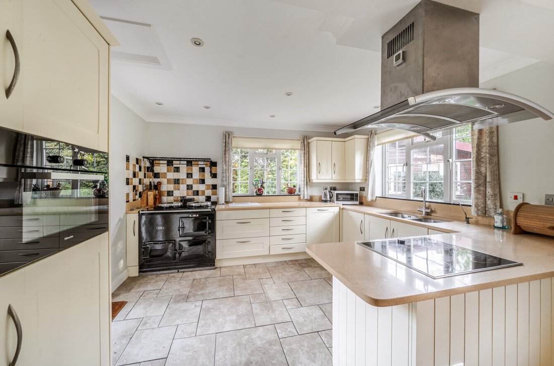 House in Lymington, England 2 - 17778715