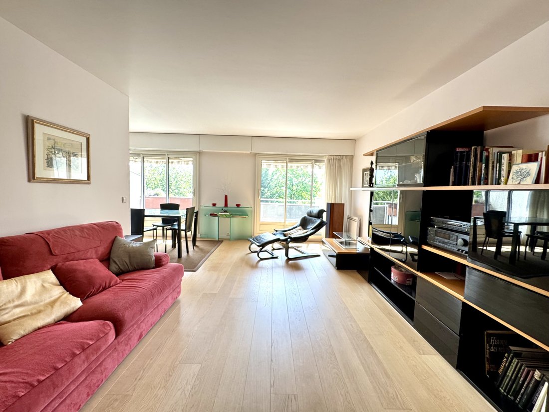 Apartment in Ledru Rollin, Le Perreux-sur-Marne, France 2 - 17782343