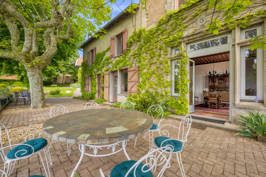 Estate in Est, Trevoux, France 1 - 17779355