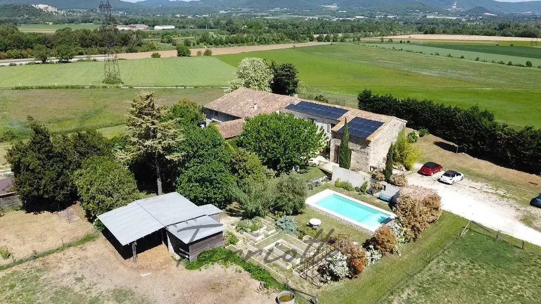 Farm Ranch in Bonlieu-sur-Roubion, Auvergne-Rhône-Alpes, France 1 - 17549876
