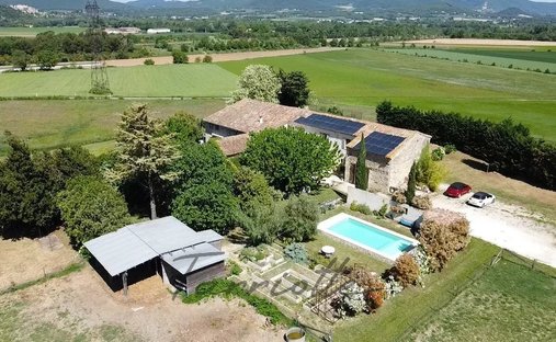 Farm Ranch in Bonlieu-sur-Roubion, Auvergne-Rhône-Alpes, France 1