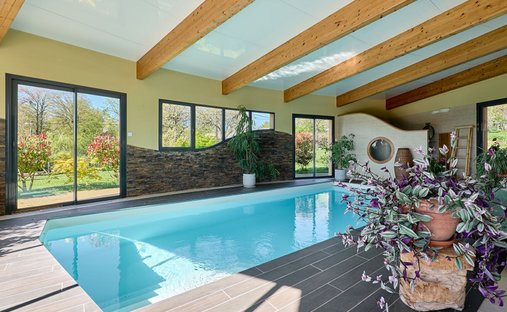 Villa in Montrapon - Montboucons, Besancon, France 1