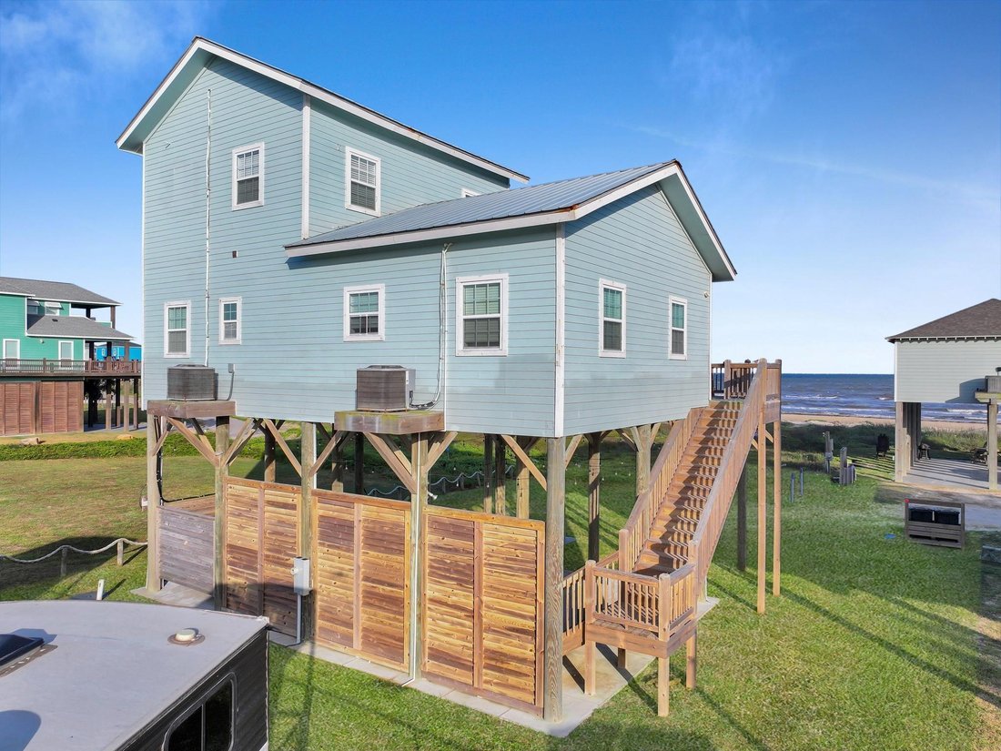 House in Bolivar Peninsula, Texas, United States 3 - 17779196
