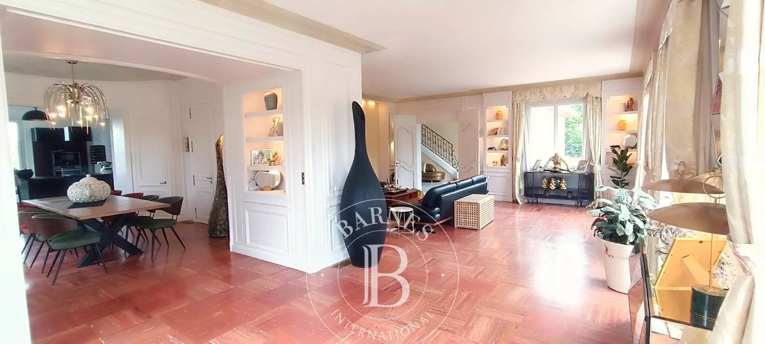 Villa in Centre Ville, Romorantin-Lanthenay, France 4 - 17780072