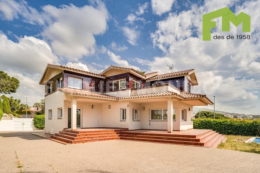 Villa in Montgat, Catalonia, Spain 3 - 17780869