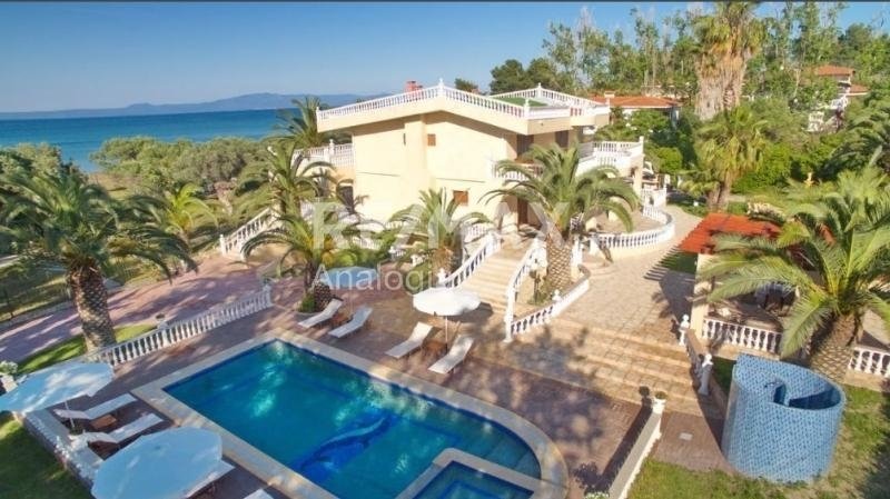 Villa in Pallini Municipal Unit, Macedonia and Thrace, Greece 1 - 17780933